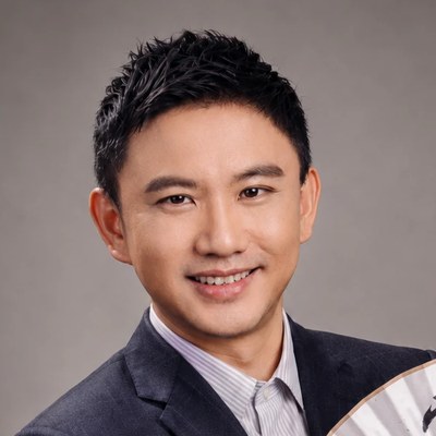 張饒輝 Lightman Chang