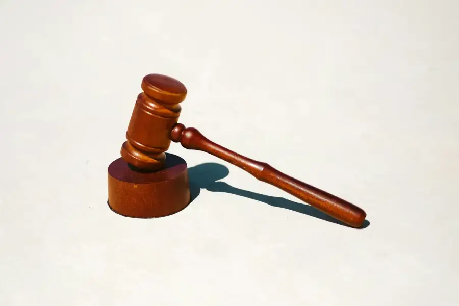 美國「一罪不二罰」是什麼？曼吉翁認罪後紐約州案還能告
