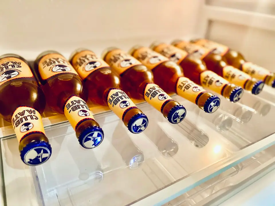 流感疫苗小瓶裝與冷藏保存（示意圖）